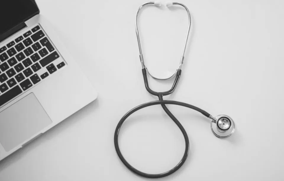 HealthGroup — Telemedicine rollout for a 40-clinic network
